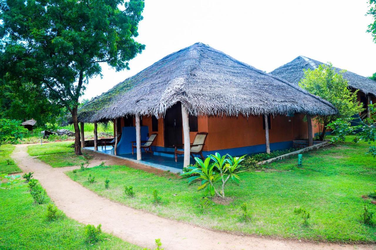 Cloudz Sigiriya Hotel Exterior photo