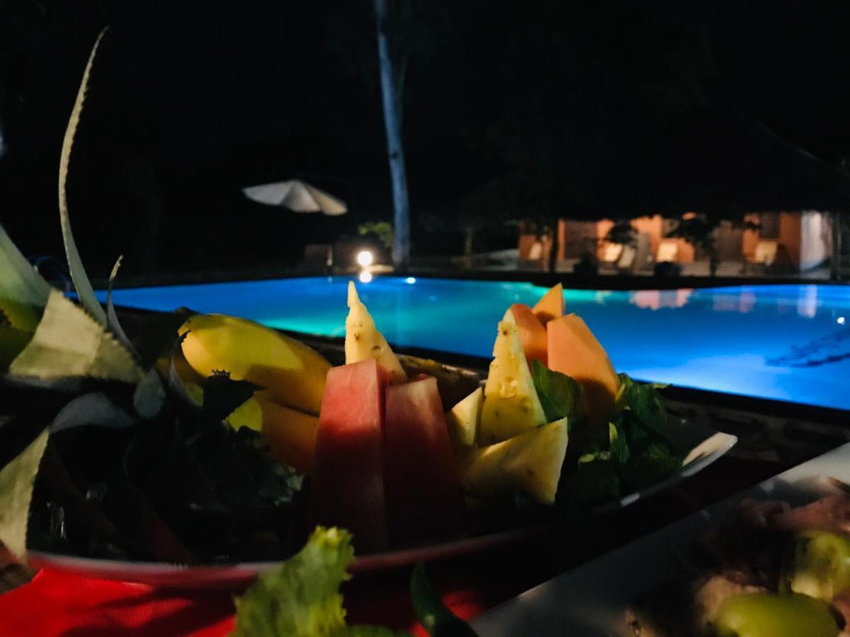 Cloudz Sigiriya Hotel Exterior photo